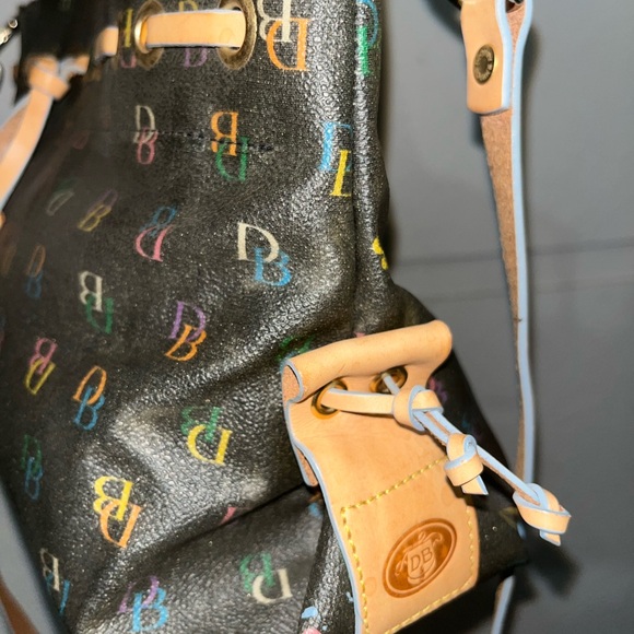 Dooney & Bourke W/charm signature logo Bag - Picture 15 of 17